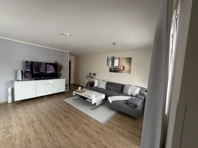 Helle 3-Zimmer-Wohnung mit Balkon im 2. OG in Berlin-Wilhelmsruh — photo 1